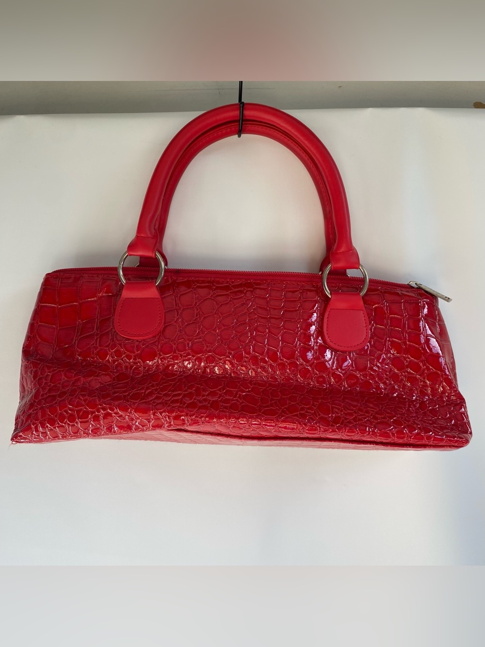 Primeware red glossy croc texture baguette hand bag insulated wine bottle purse